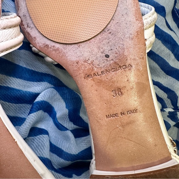 Balenciaga Leather Sandals 38 Ivory Color with Gold Tone Hardware GUC - Picture 9 of 15